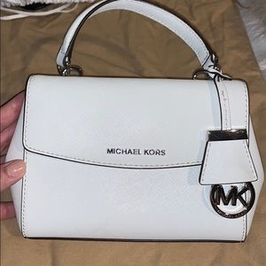 Michael Kors Ava crossbody